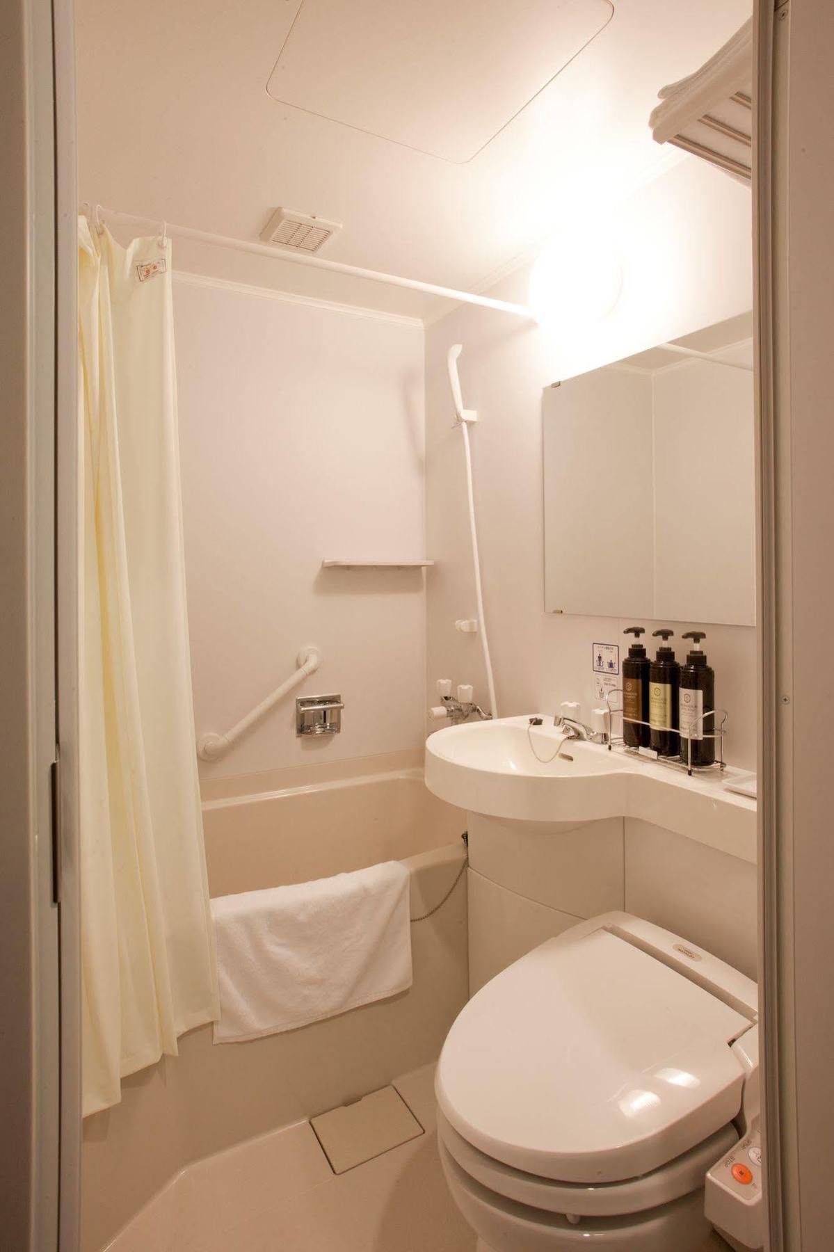 Kuretake Inn Premium Shizuoka Ekimae Exterior foto
